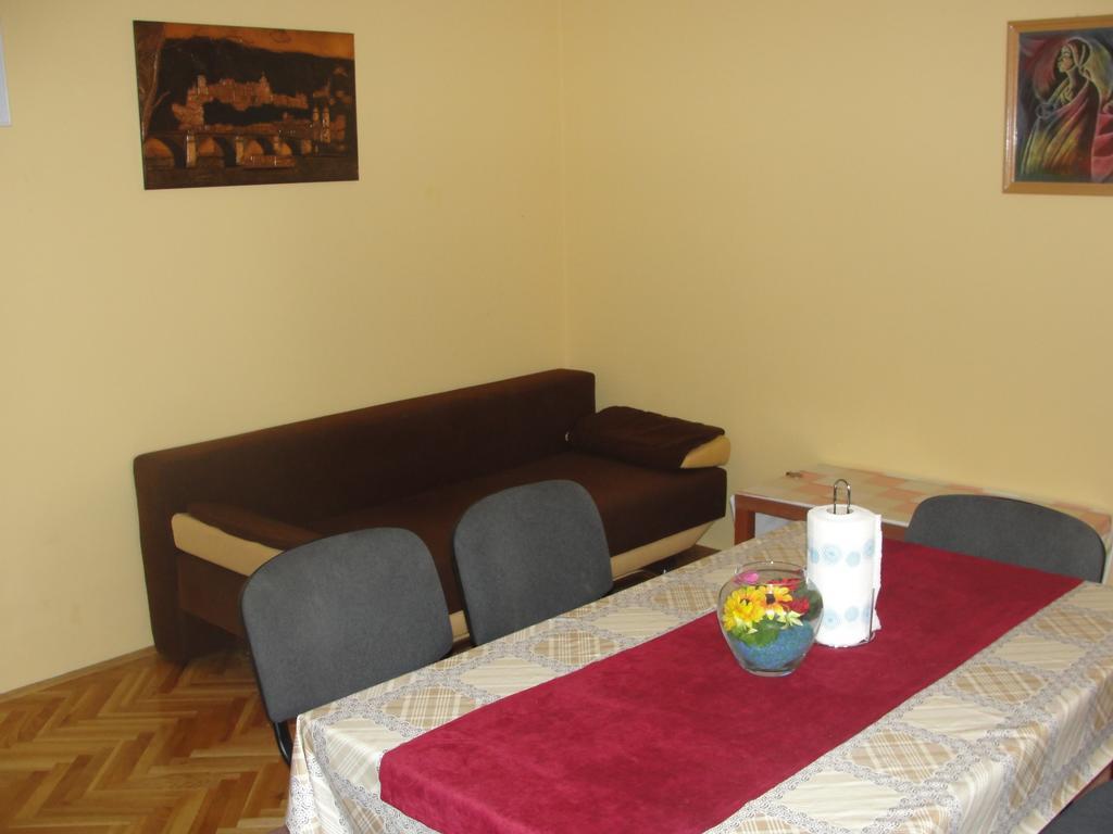 Apartments Lalic Βόντιτσε Δωμάτιο φωτογραφία